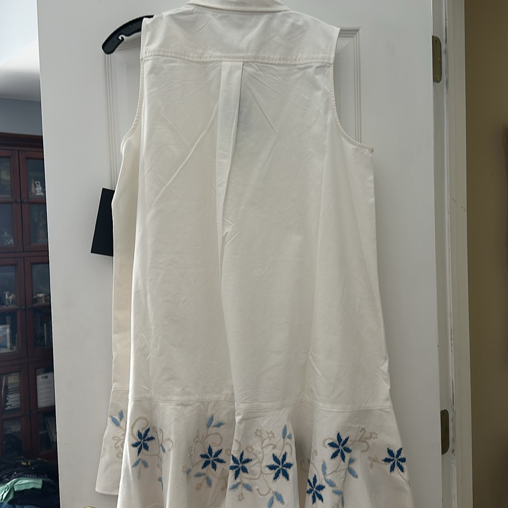NWT Tuckernuck embroidered dress - Picture 5 of 7